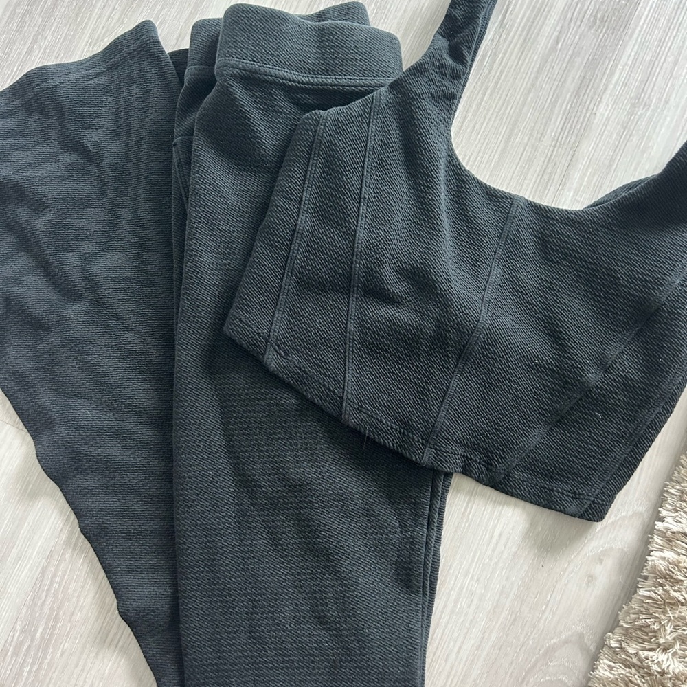 Aerie Charcoal Textured Top